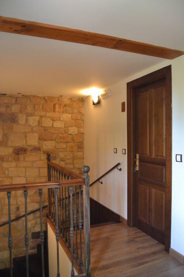 Apartamentos Rurales La Cirigueena Oles Exterior photo